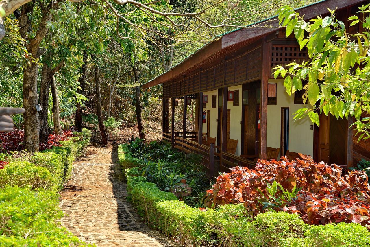 Popa Mountain Resort Mount Popa Exteriér fotografie